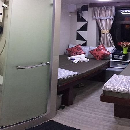 Skystar Hostel Hong Kong Extérieur photo