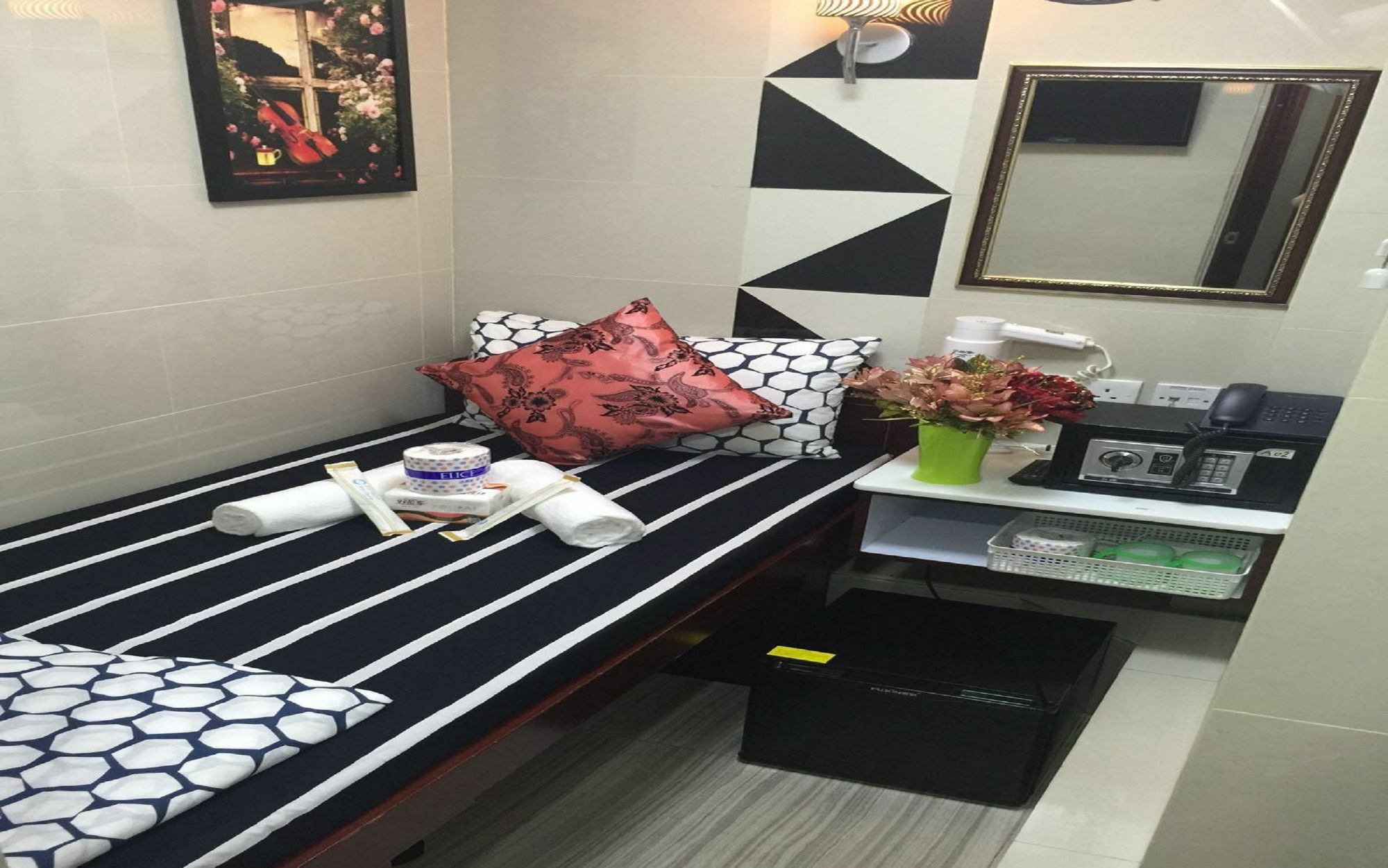 Skystar Hostel Hong Kong Extérieur photo