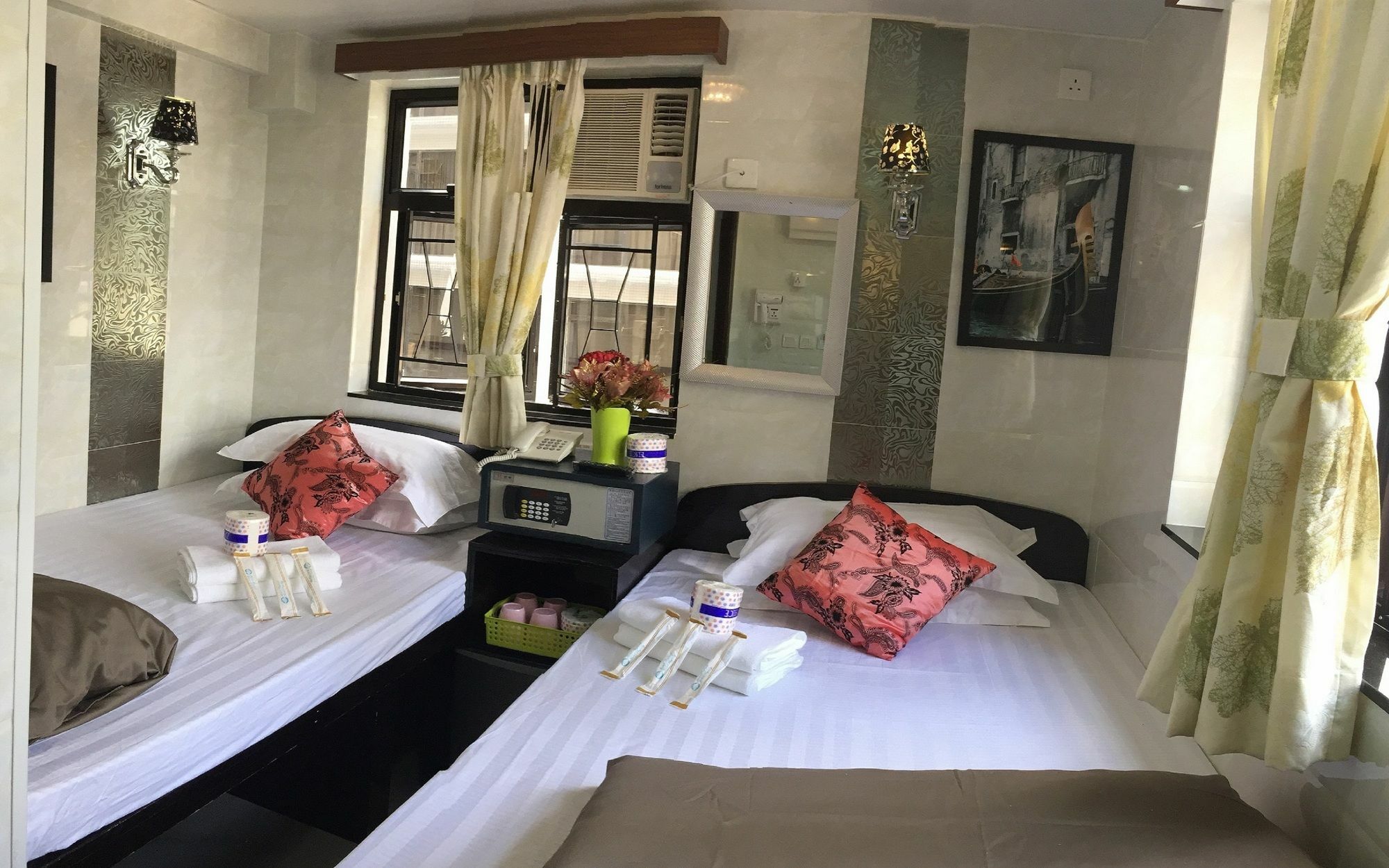 Skystar Hostel Hong Kong Extérieur photo
